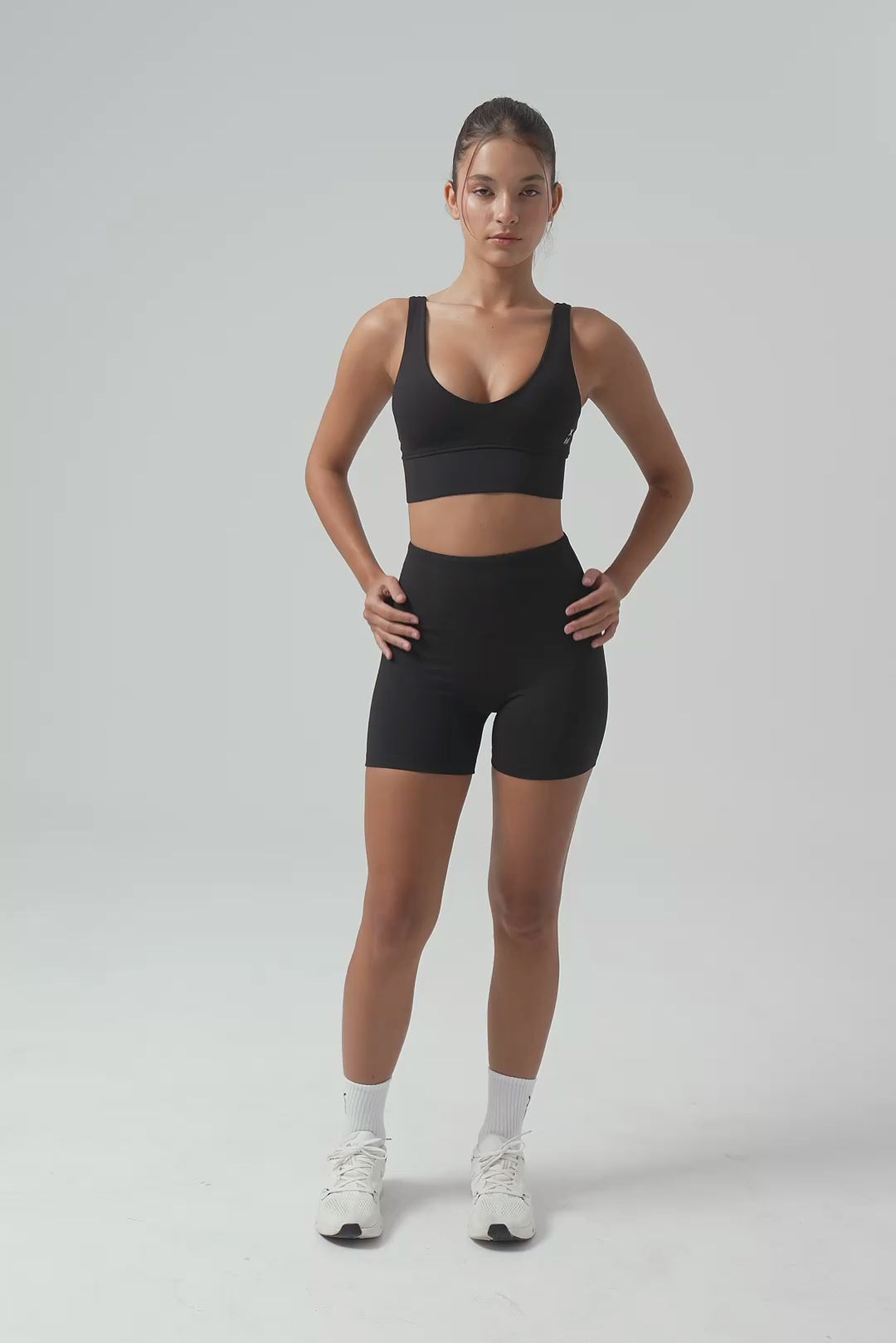 Definex SoftMove Bralet — Siyah, Video 1