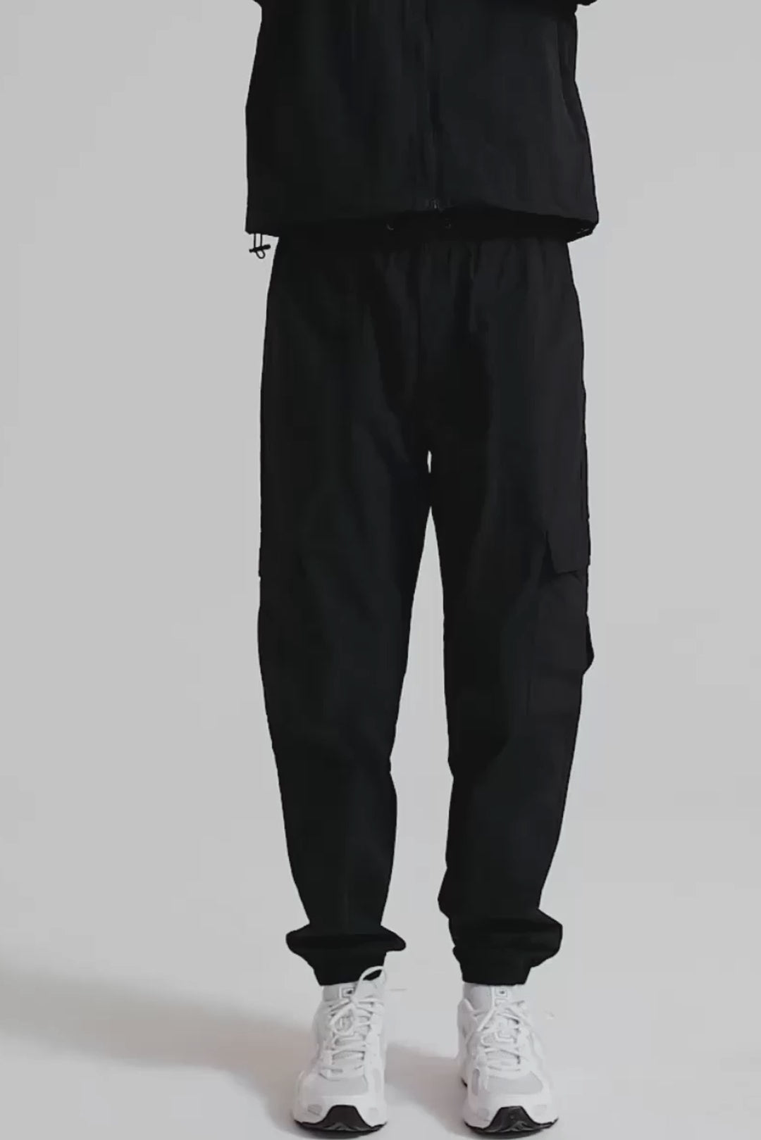 Definex Paraşüt Kumaş Jogger — Siyah, Video 1
