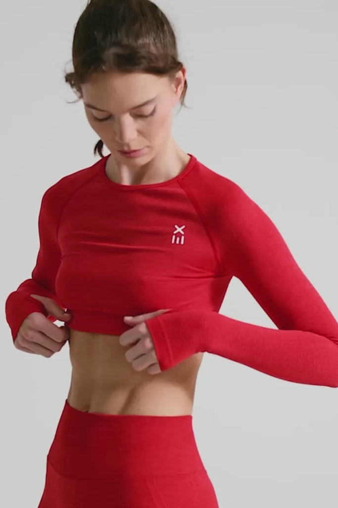 Definex Seamless Spor Crop Long — Scarlet, Video 1