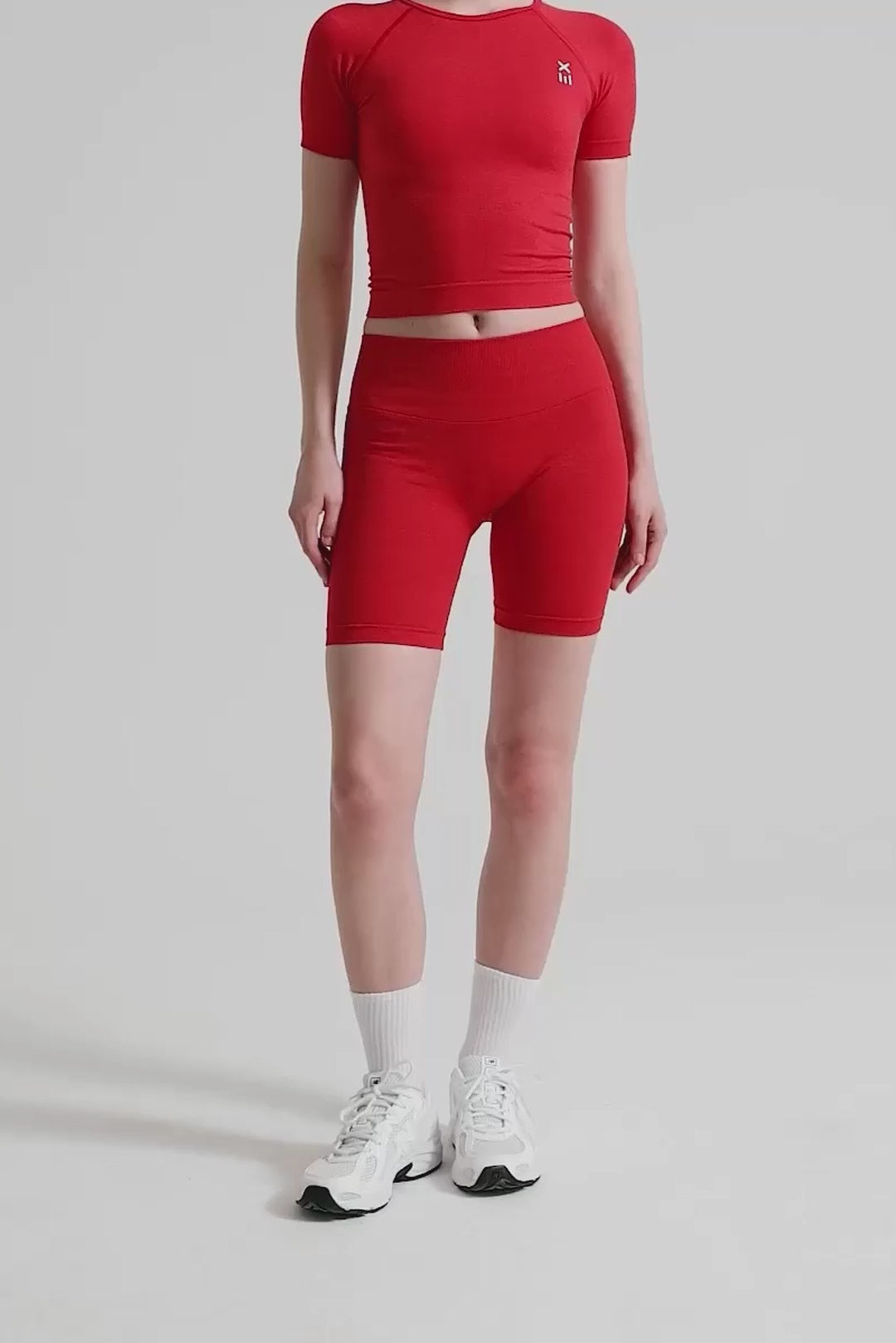 Definex Seamless Spor Tayt Şort — Scarlet, Video 1