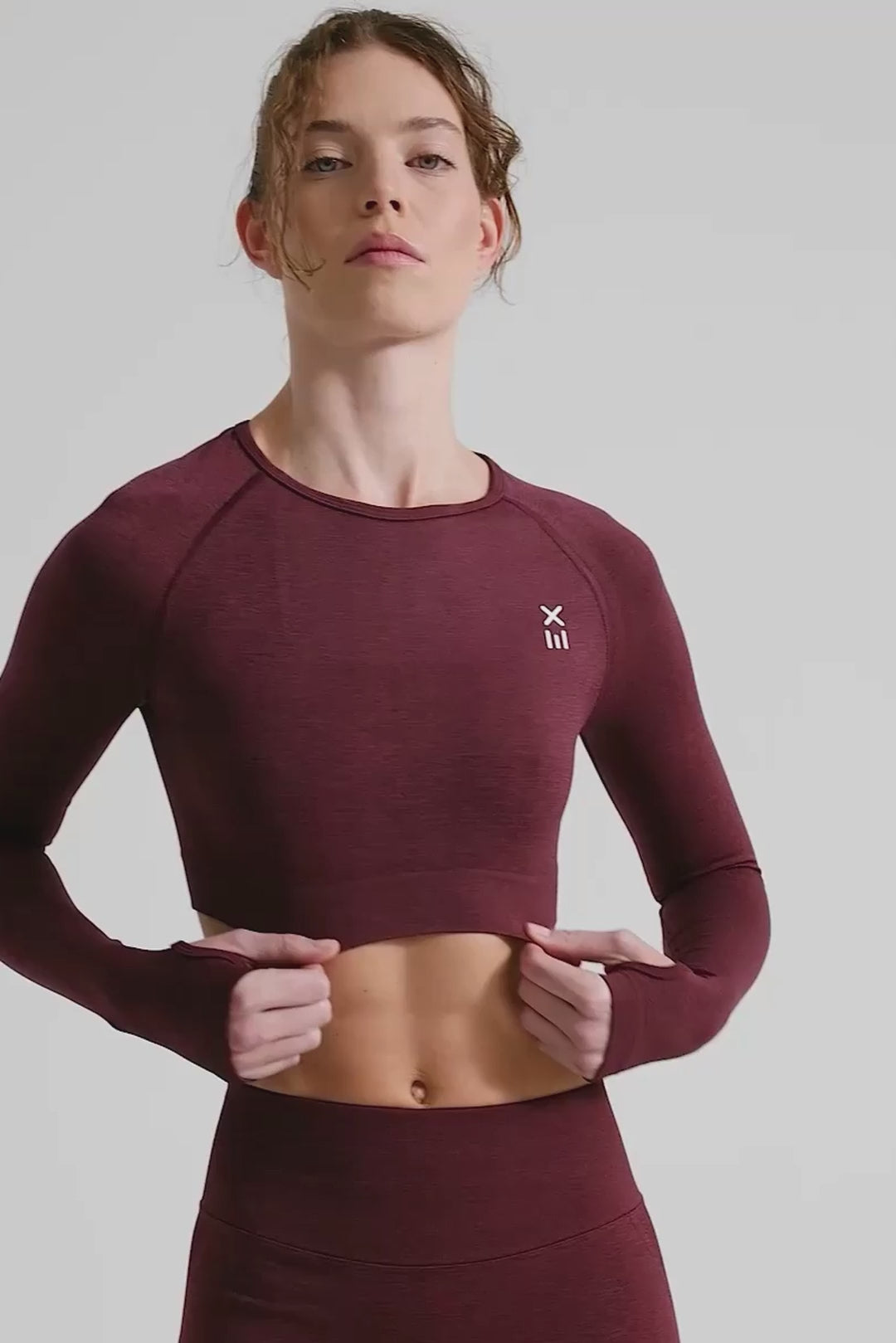 Definex Seamless Spor Crop Long — Cherry, Video 1