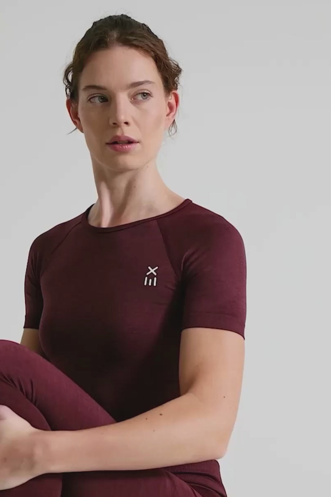 Definex Seamless Spor T-shirt — Cherry, Video 1